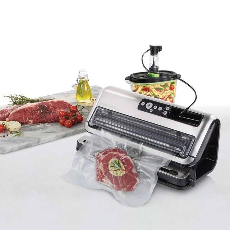 Kit de accesorios FoodSaver® con bolsas y rollos FSFSBF194P - Productos y  accesorios originales Oster ®