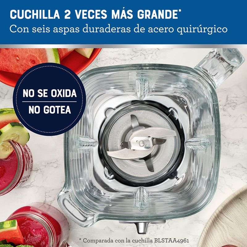 Licuadora Osterizer® MAX con vaso de vidrio de 1,75 L BLSTPBRGR