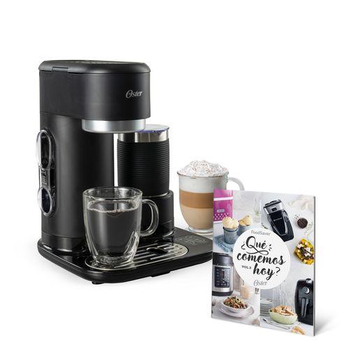 Cafetera latte Oster® con espumador BVSTDC02B + Revista de receta de regalo